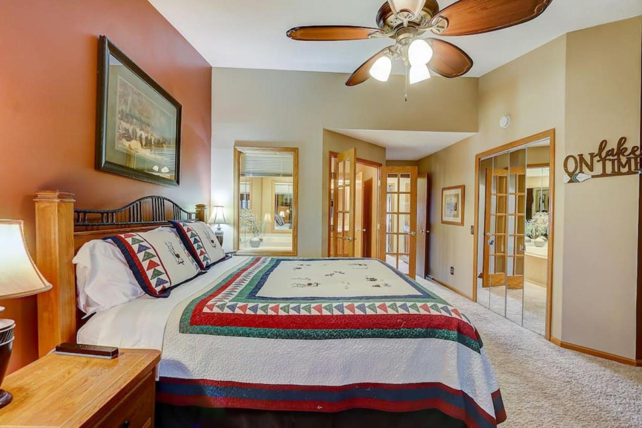 Brown Family Condo For Families Golf Trips And Girls Getaways Wisconsin Dells Eksteriør bilde